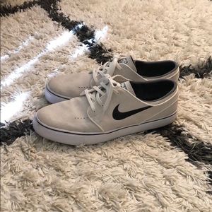 NikeSB Stefan Janoski shoes